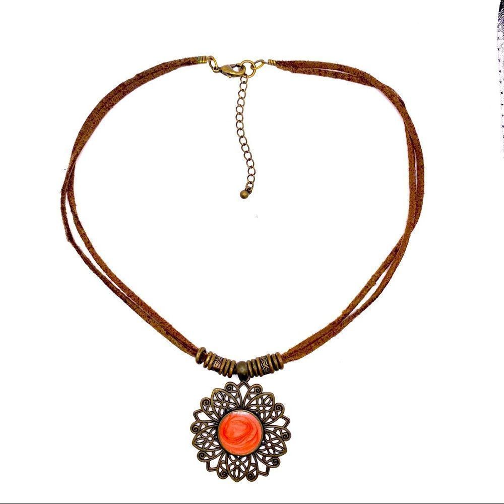 𝅺BRONZE Enameled Pendant Necklace NWOT
